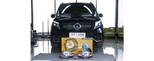 奔馳威霆高速上剎車偏軟，升級DICASE六活塞剎車經濟且實用